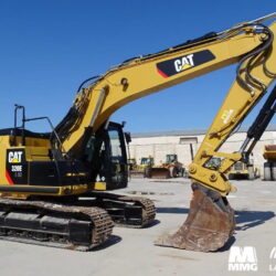 EXCAVADORA MARCA CATERPILLAR MODELO 320EL AÑO 2015 PRECIO S/. 252,710.00 Soles