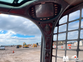 mini cargador modelo s740 año 2019 precio S/. 67,500.00 - Image 9