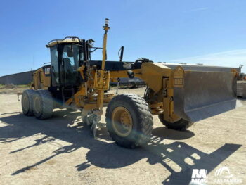 MOTONIVELADORA 12M AÑO 2010 PRECIO S/. 222,000.00 Soles