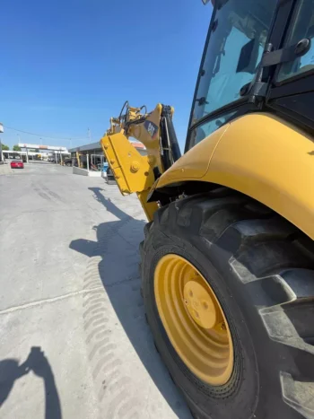 RETROEXCAVADORA MARCA CATERPILLAR MODELO 420E AÑO 2011 PRECIO S/. 92,500.00 Soles - Image 8