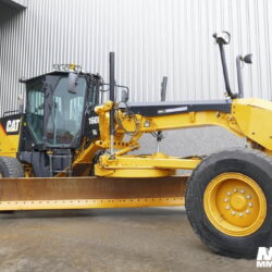 MOTONIVELADORA 160M AÑO 2016 PRECIO S/. 296,000.00 Soles