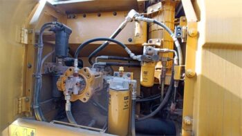 EXCAVADORA MARCA CATERPILLAR MODELO 323-D3 AÑO 2021 PRECIO S/. 334,500.00 Soles - Image 7