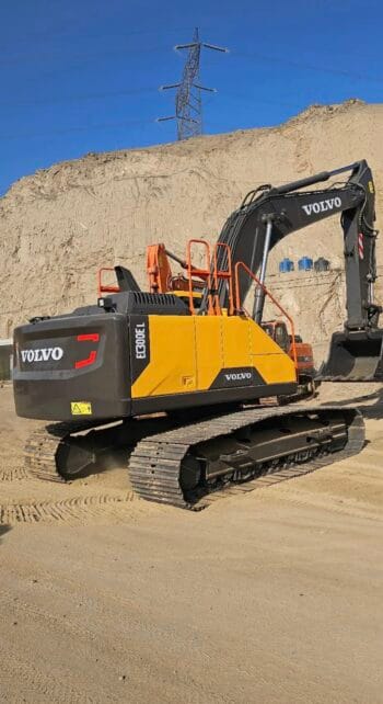 EXCAVADORA MARCA VOLVO MODELO EC300-EL AÑO 2018 PRECIO S/. 340,000.00 Soles - Image 12