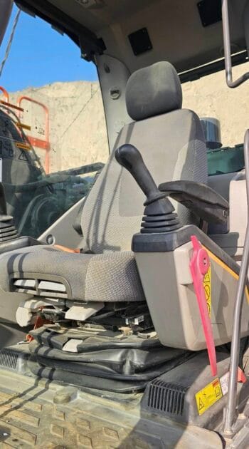 EXCAVADORA MARCA VOLVO MODELO EC300-EL AÑO 2018 PRECIO S/. 340,000.00 Soles - Image 13