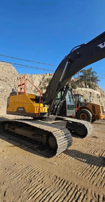 EXCAVADORA MARCA VOLVO MODELO EC300-EL AÑO 2018 PRECIO S/. 340,000.00 Soles - Image 3