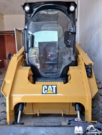 MINI CARGADOR CAT MODELO 246D AÑO 2016  PRECIO S/. 54,000.00 - Image 2